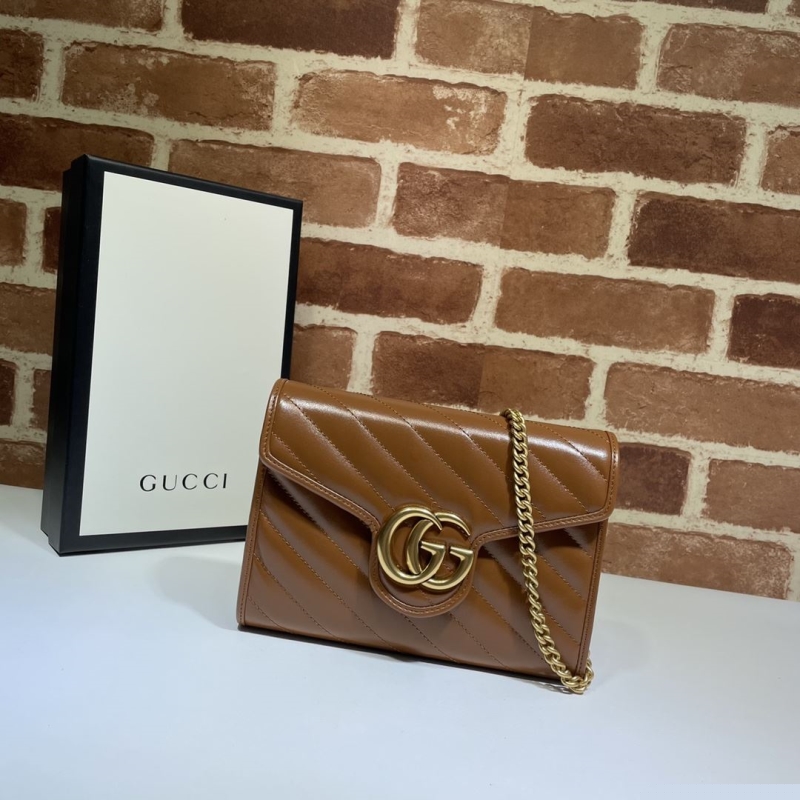 G*u*i wallets & purse